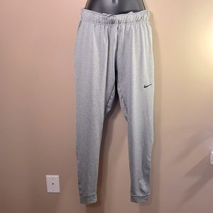 Nike Yoga Jogger